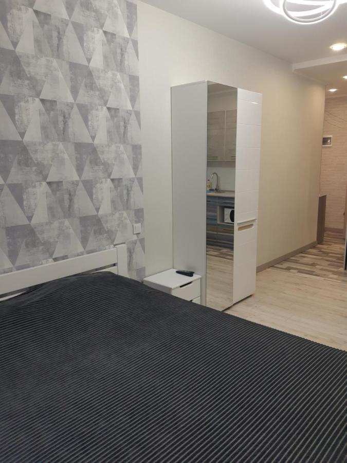Apartmens On St. Fesenkovskaya 15 Apartment Kharkiv Bagian luar foto