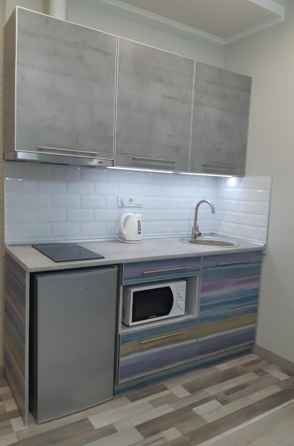 Apartmens On St. Fesenkovskaya 15 Apartment Kharkiv Bagian luar foto